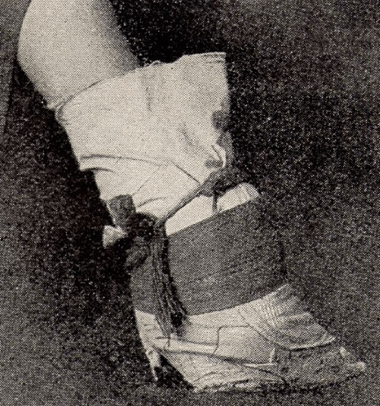 Foot binding right